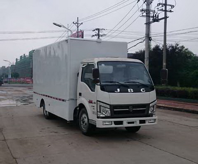 大力牌DLQ5040XWTQ5型舞臺(tái)車(chē)